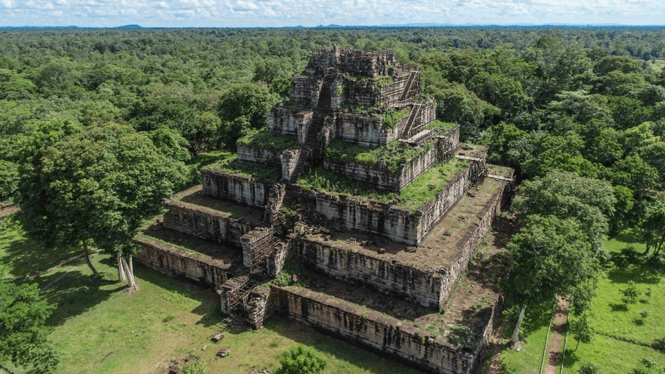 Koh Ker Pyramid Temple